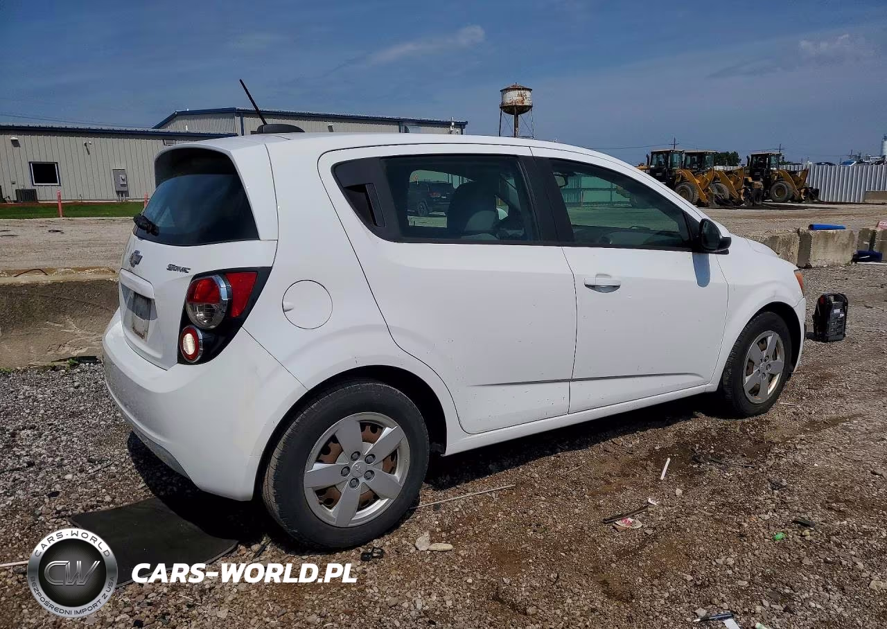 2015 Chevrolet Sonic Ls VIN:1G1JA6SH8F4198005 - 3