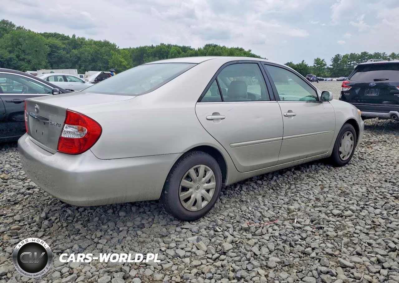 2002 Toyota Camry Le VIN:4T1BE32KX2U007250 - 3