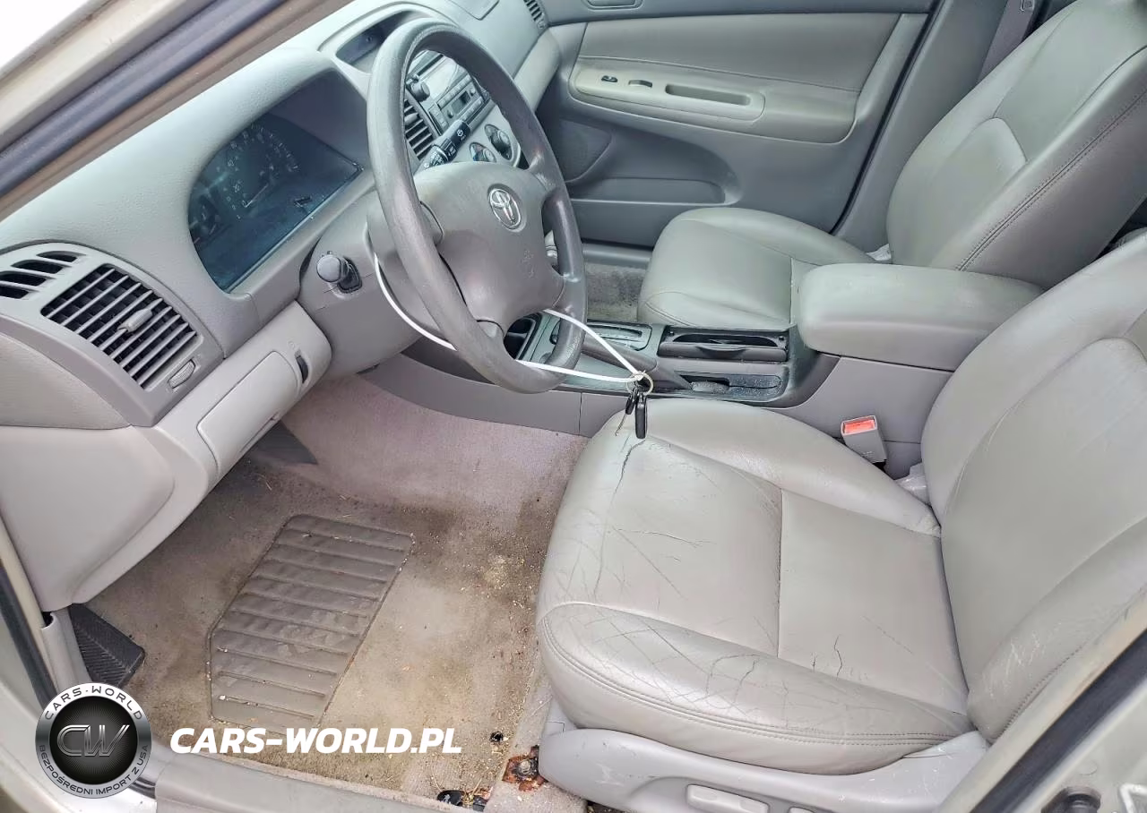 2002 Toyota Camry Le VIN:4T1BE32KX2U007250 - 7