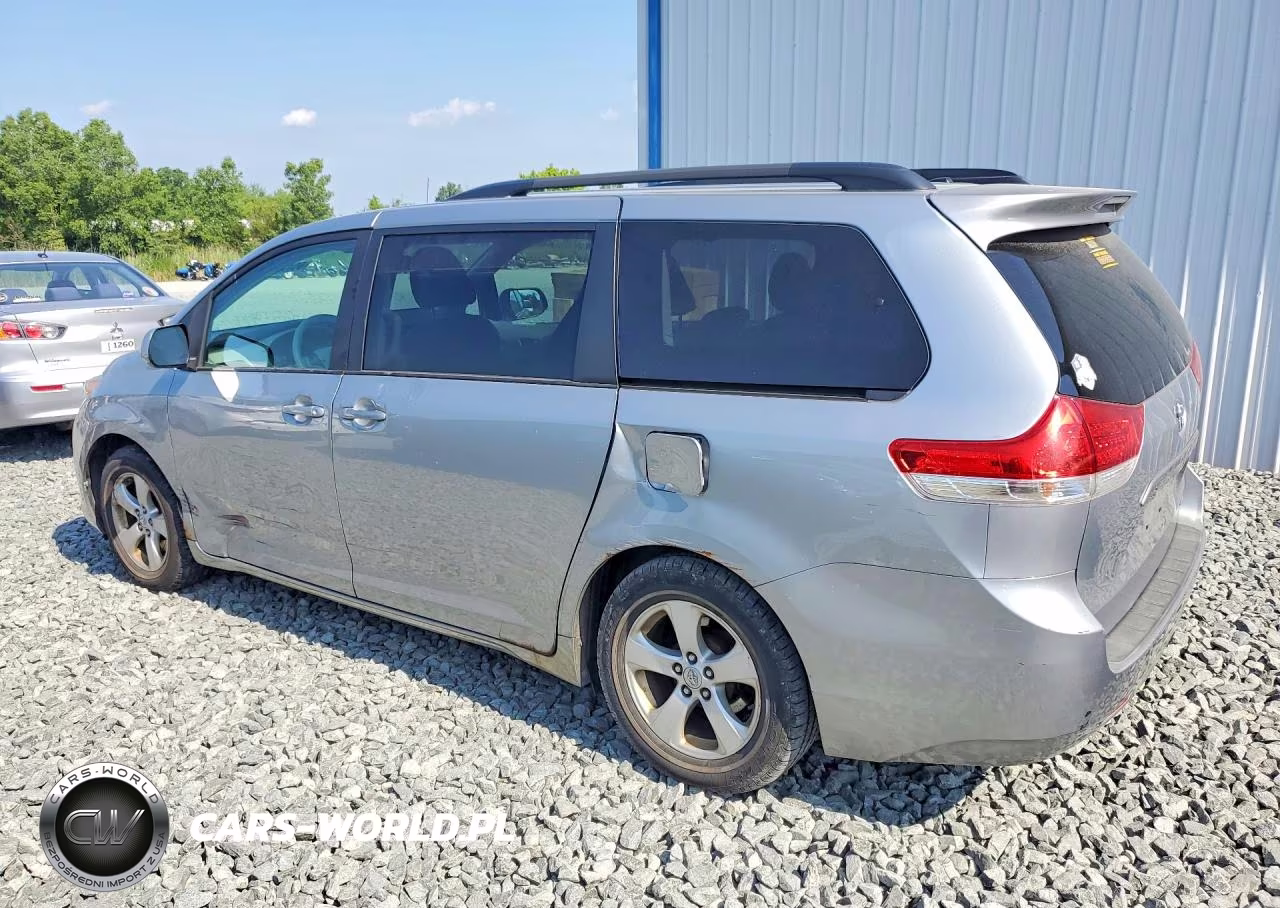 2011 Toyota Sienna Le 8-Passenger VIN:5TDKK3DC0BS053323 - 2