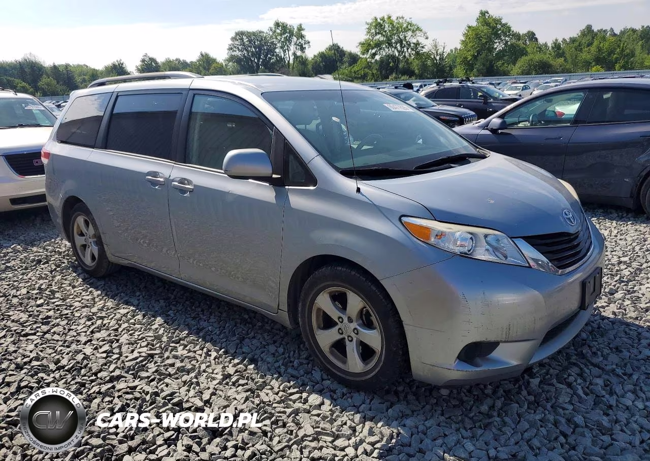 2011 Toyota Sienna Le 8-Passenger VIN:5TDKK3DC0BS053323 - 4