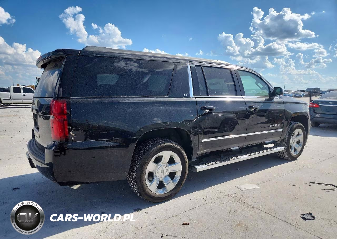 2018 Chevrolet Suburban C1500 Lt VIN:1GNSCHKC1JR349744 - 3