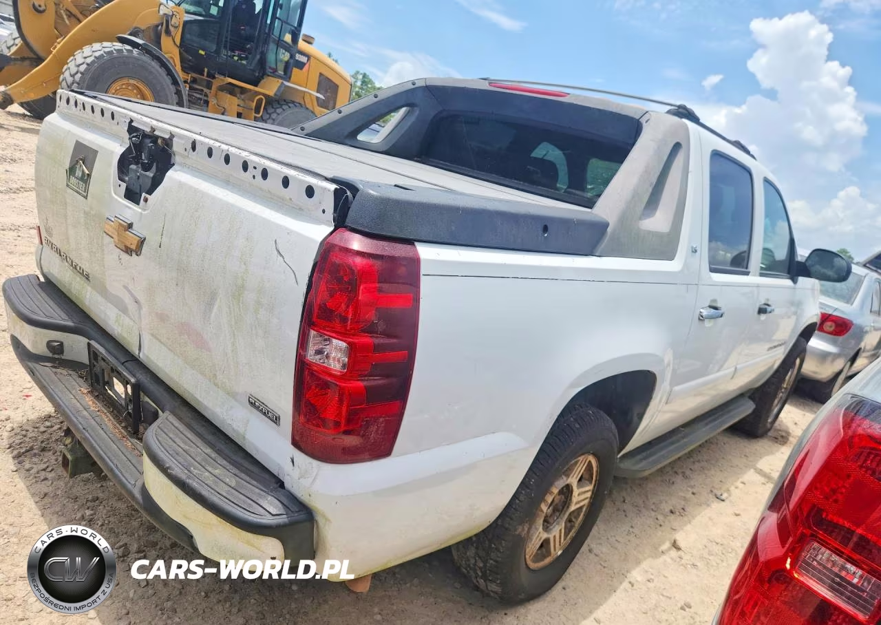 2007 Chevrolet Avalanche C1500 VIN:3GNEC12067G174829 - 3