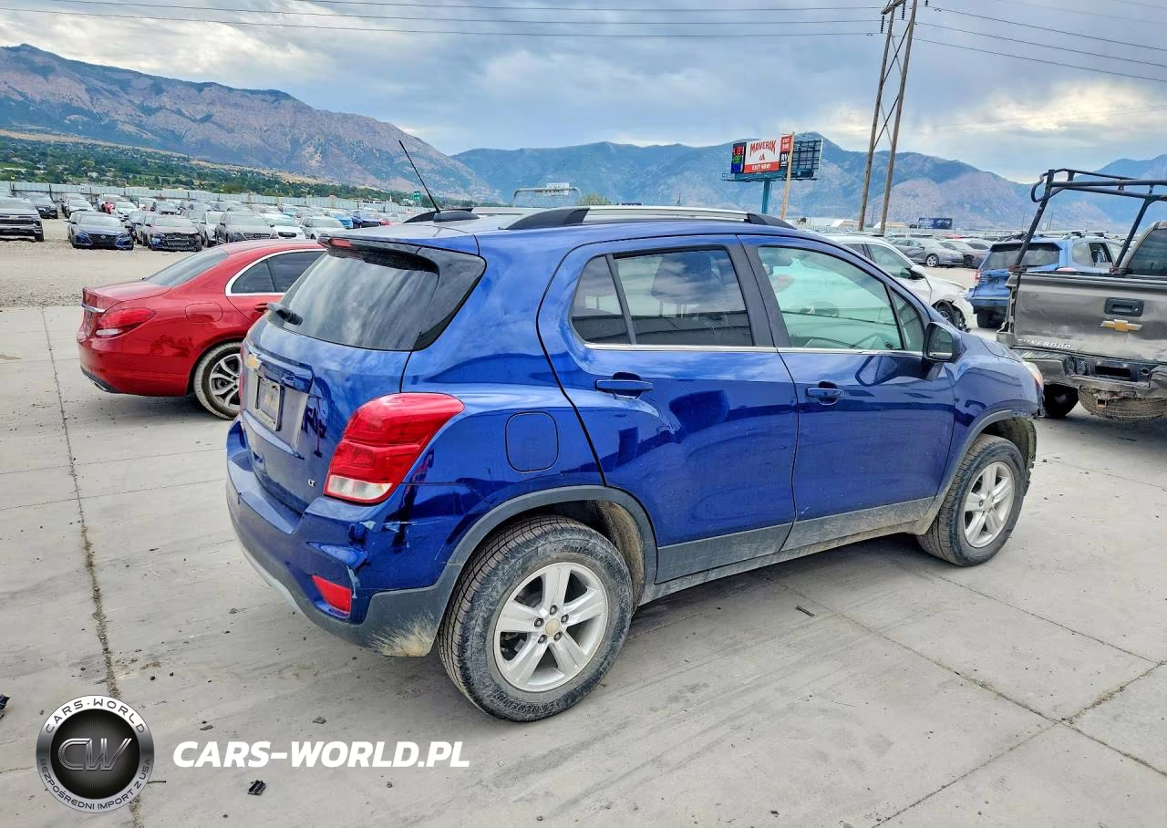 2017 Chevrolet Trax 1Lt VIN:3GNCJPSB7HL130915 - 3