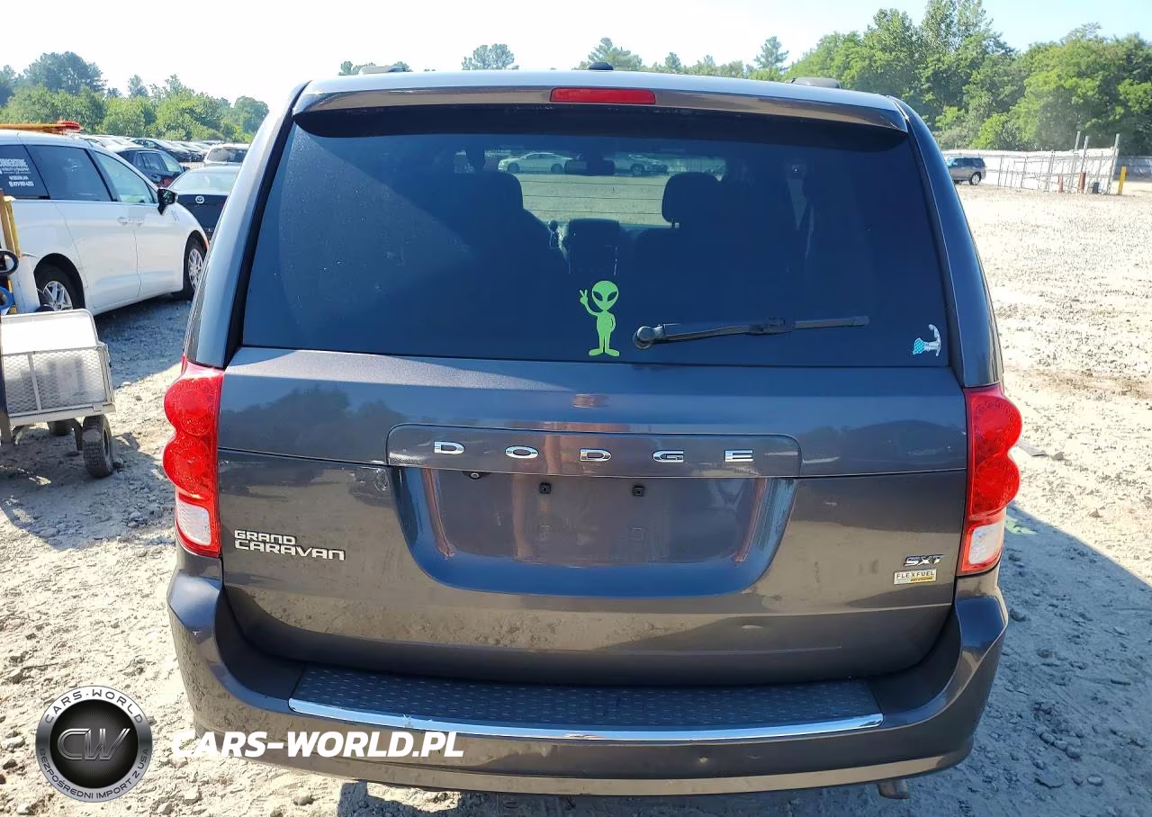 2019 Dodge Grand Caravan Sxt VIN:2C4RDGCG3KR777102 - 6