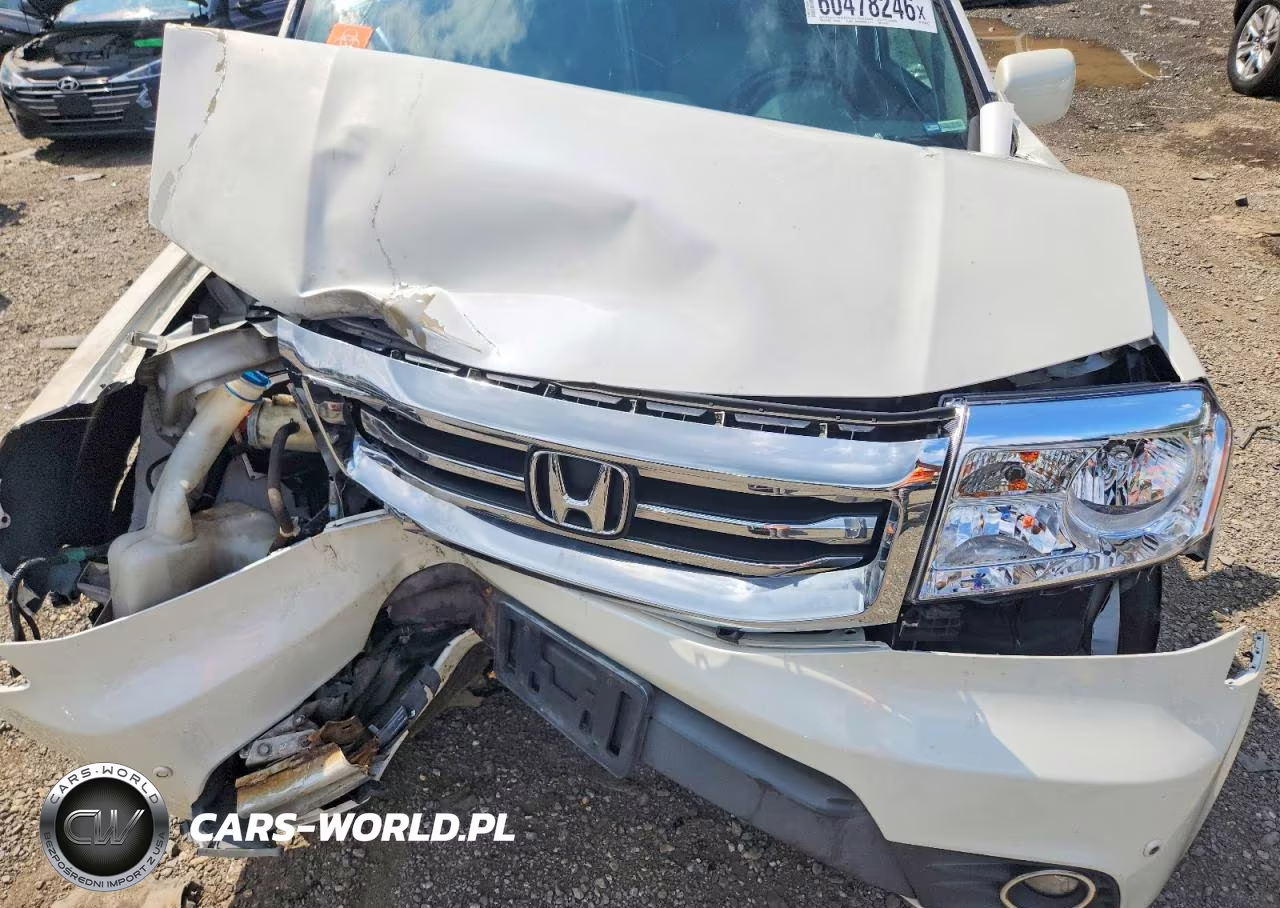 2012 Honda Pilot Touring VIN:5FNYF4H95CB018155 - 12