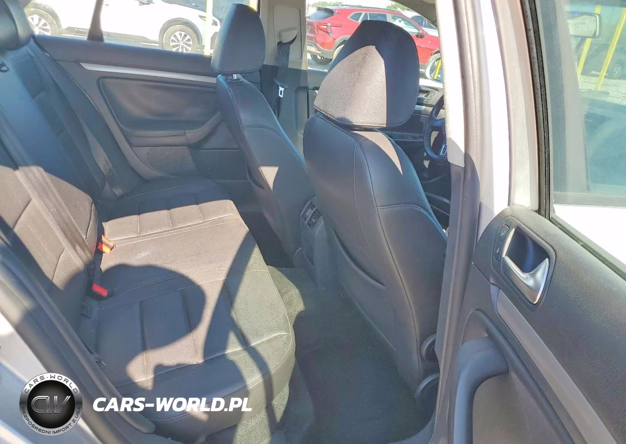 2010 Volkswagen Jetta Se VIN:3VWRX7AJ9AM164488 - 10