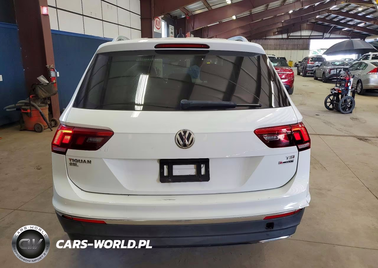 2018 Volkswagen Tiguan Se-Sel VIN:3VV2B7AX7JM098273 - 6