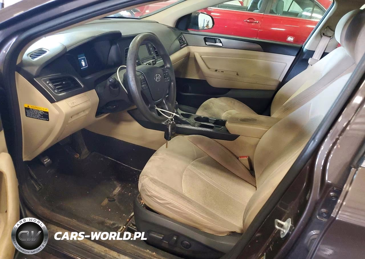 2015 Hyundai Sonata Sport VIN:5NPE34AFXFH120228 - 7