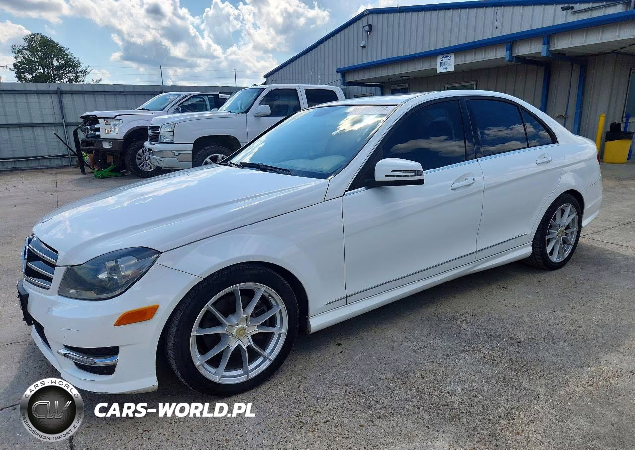 2014 Mercedes-Benz C 250
