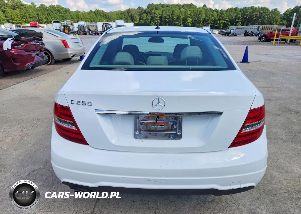 2014 Mercedes-Benz C 250 VIN:WDDGF4HB2EG192522 - 6