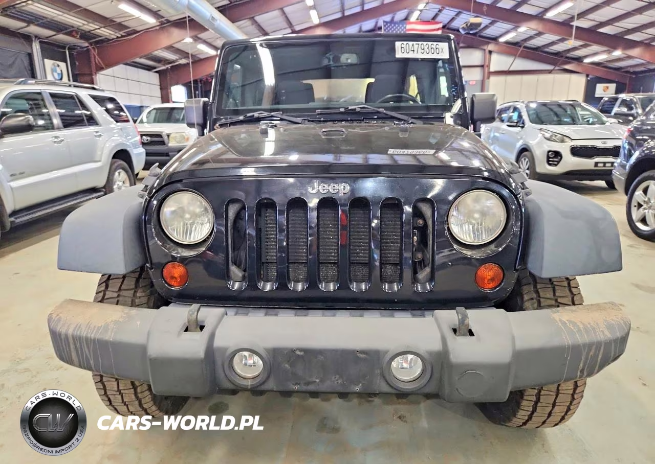 2013 Jeep Wrangler Unlimited Sport VIN:1C4BJWDG8DL503263 - 5