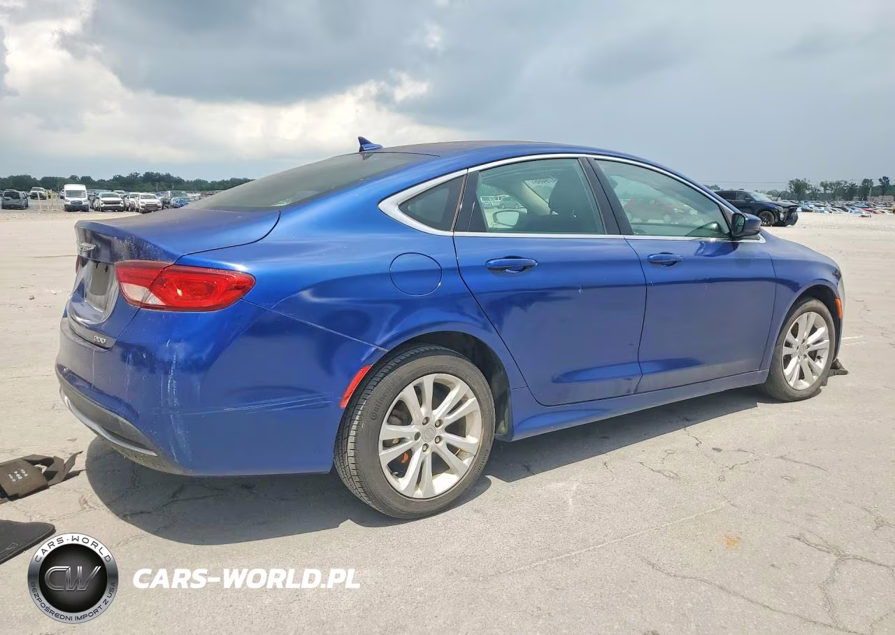 2016 Chrysler 200 Limited VIN:1C3CCCAB2GN115285 - 3