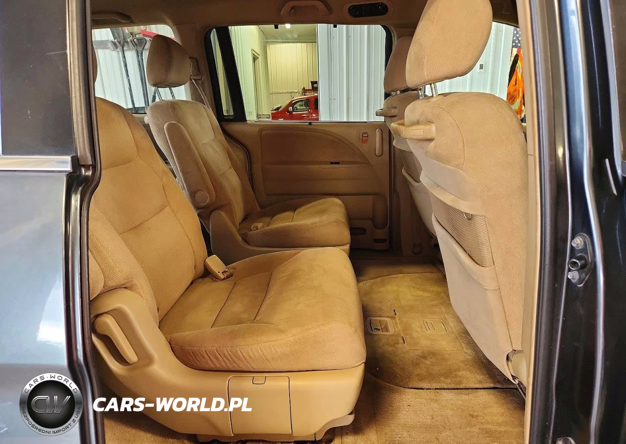 2005 Honda Odyssey VIN:5FNRL38465B400595 - 11