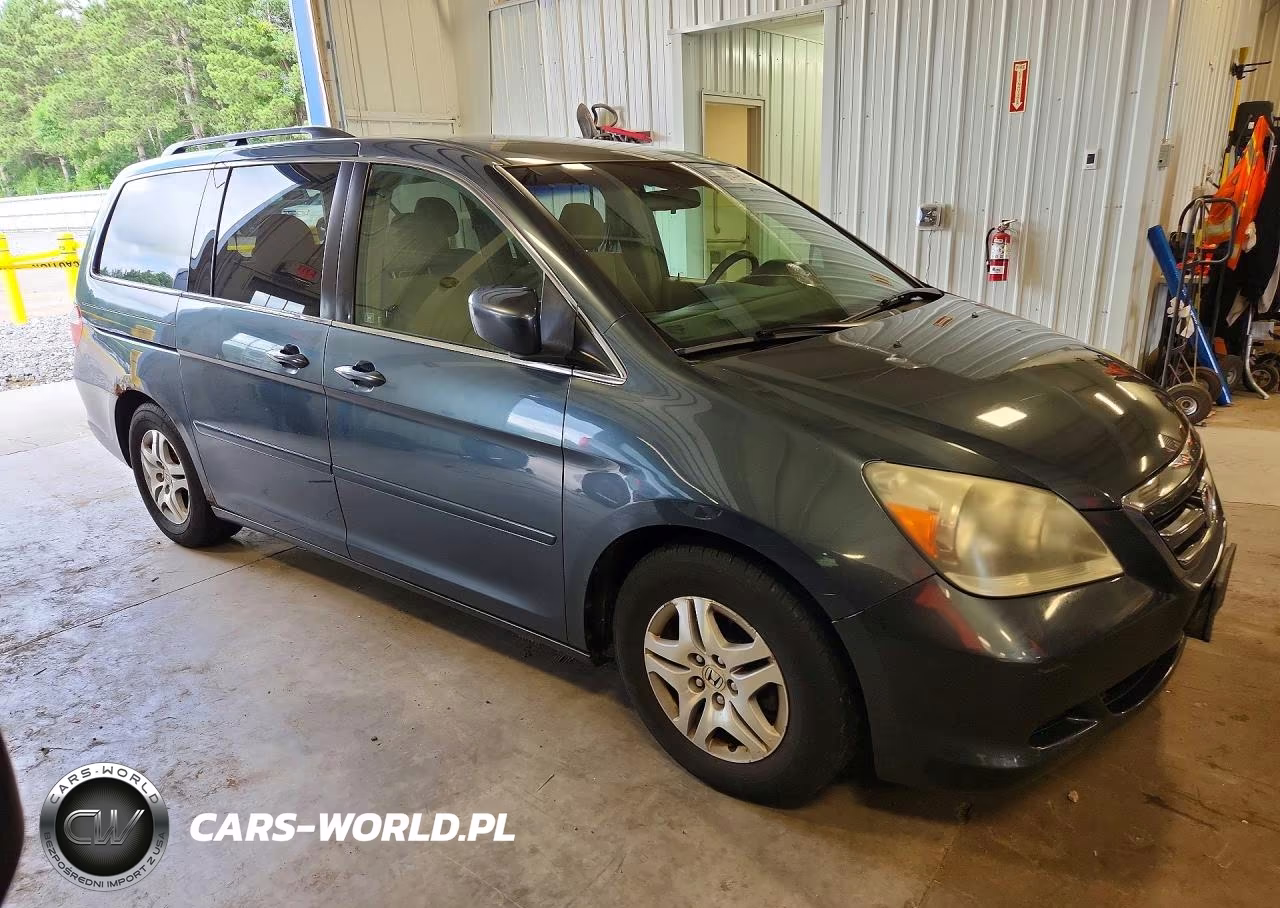 2005 Honda Odyssey VIN:5FNRL38465B400595 - 4