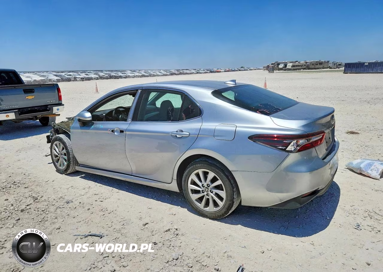 2022 Toyota Camry Le VIN:4T1C11AK8NU668124 - 2