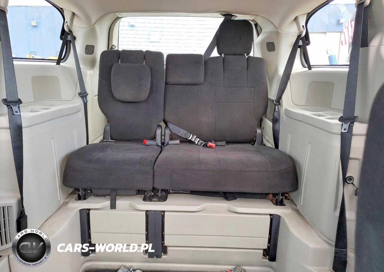 2013 Dodge Grand Caravan Sxt VIN:2C4RDGCG3DR661563 - 10