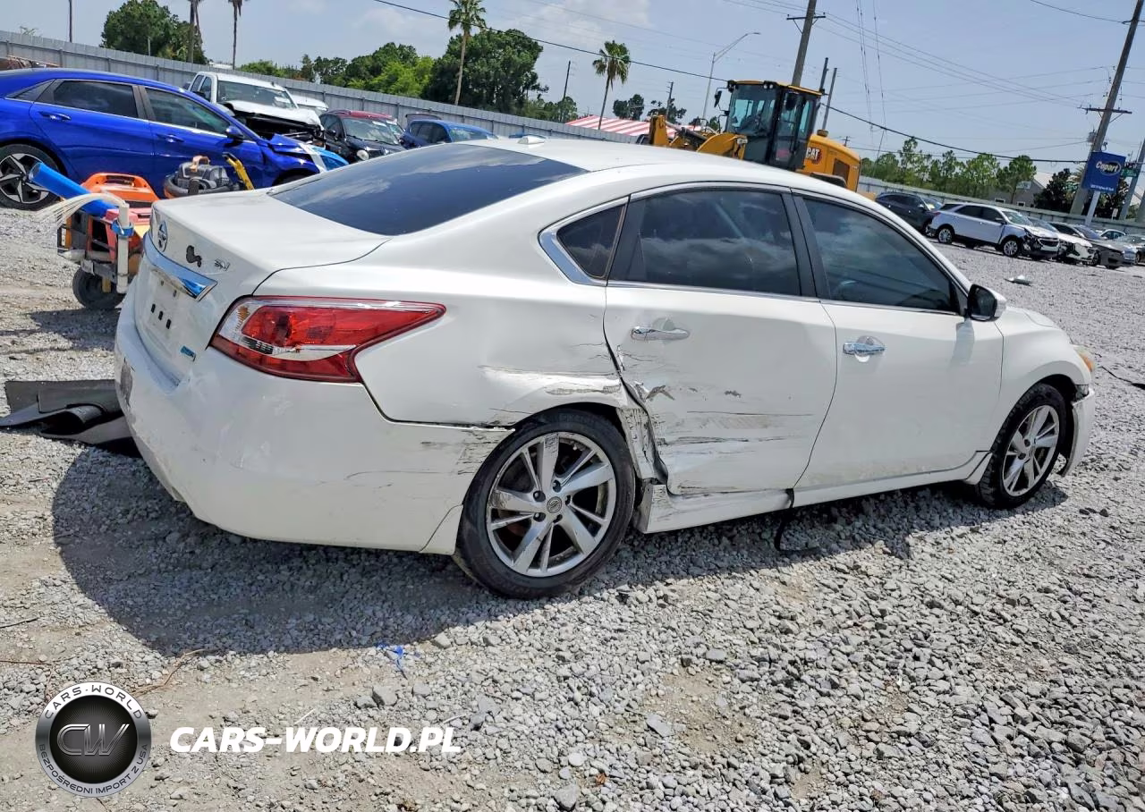 2013 Nissan Altima 2.5 VIN:1N4AL3AP7DN421527 - 3