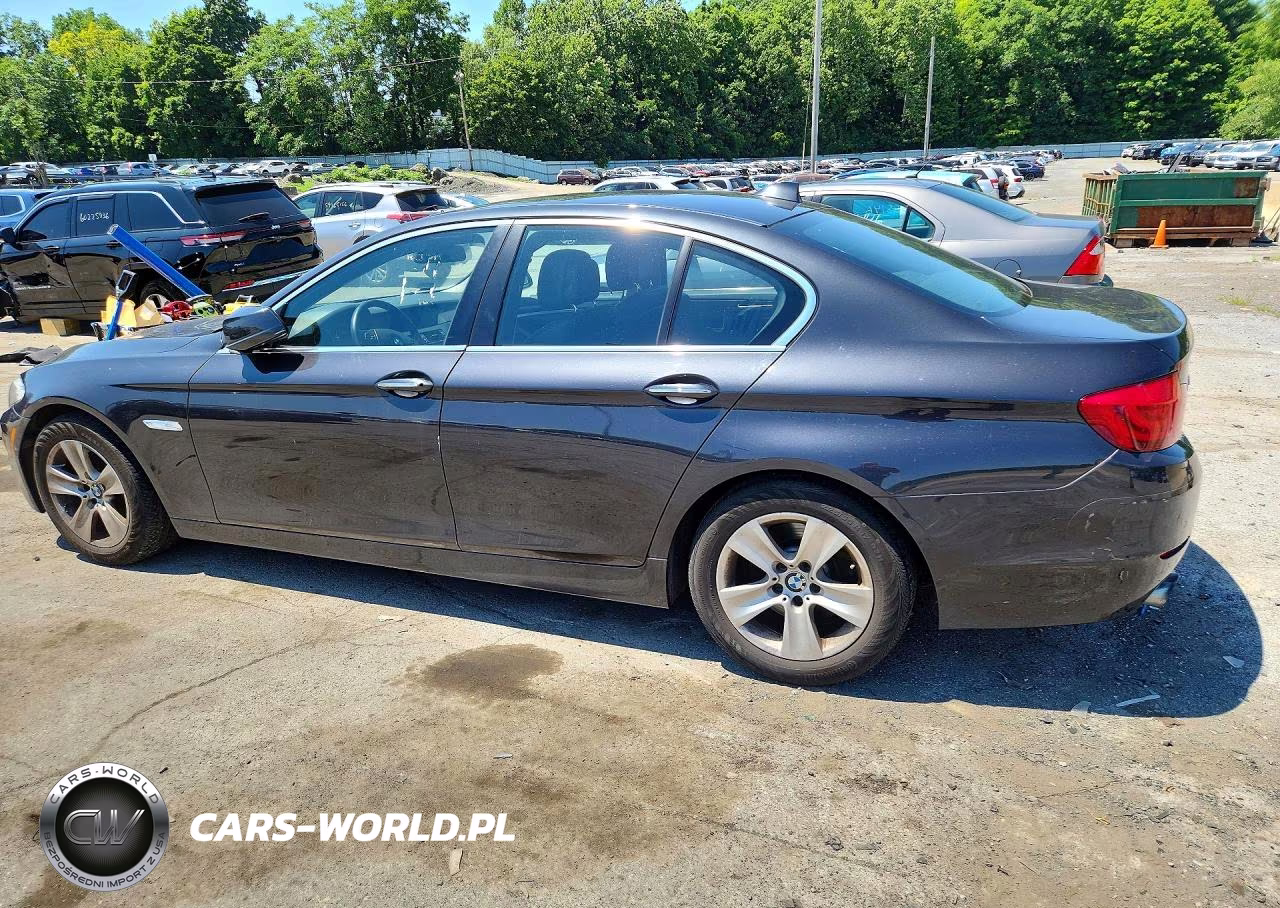 2013 BMW 528 Xi VIN:WBAXH5C53DDW16122 - 2