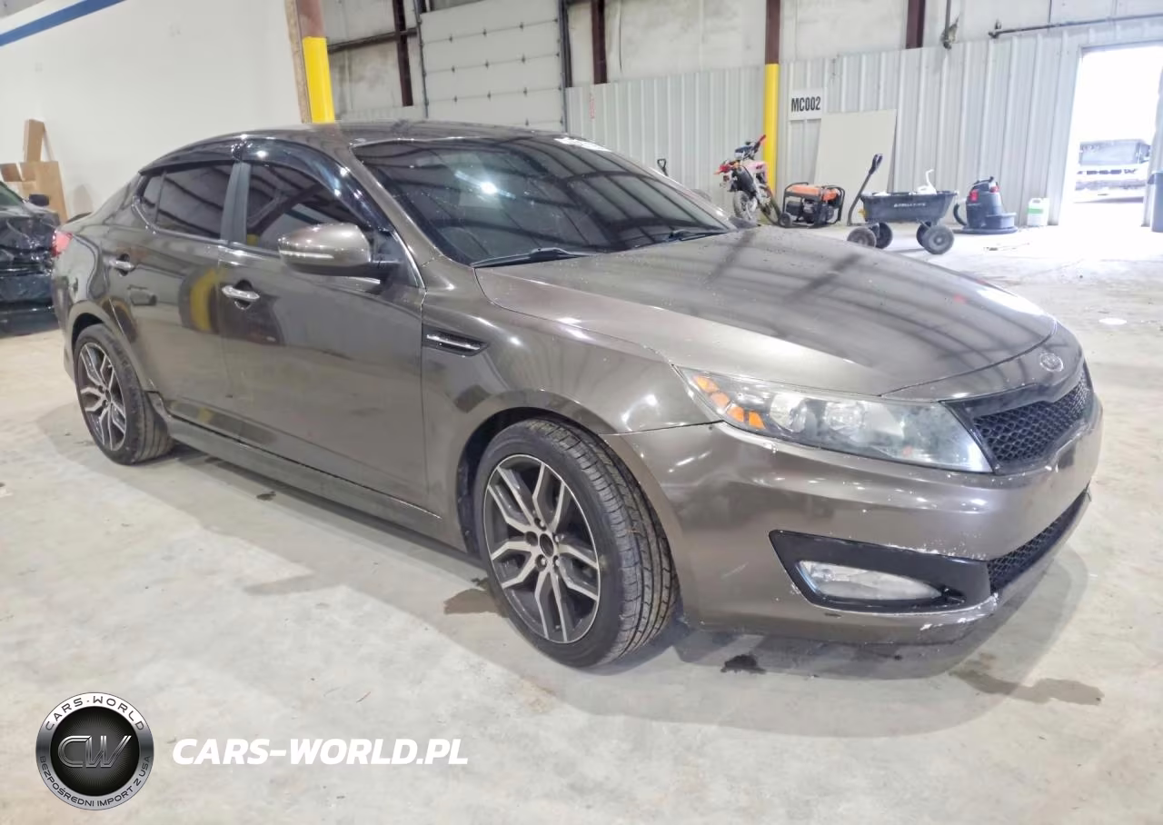 2014 Kia Optima Lx VIN:5XXGM4A79EG304309 - 4