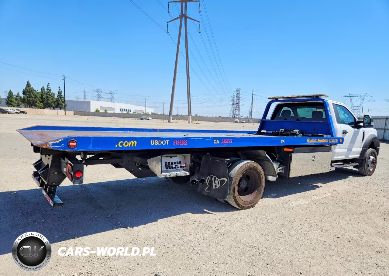 2017 Ford F550 Super Duty VIN:1FDUF5GT6HEC49264 - 3