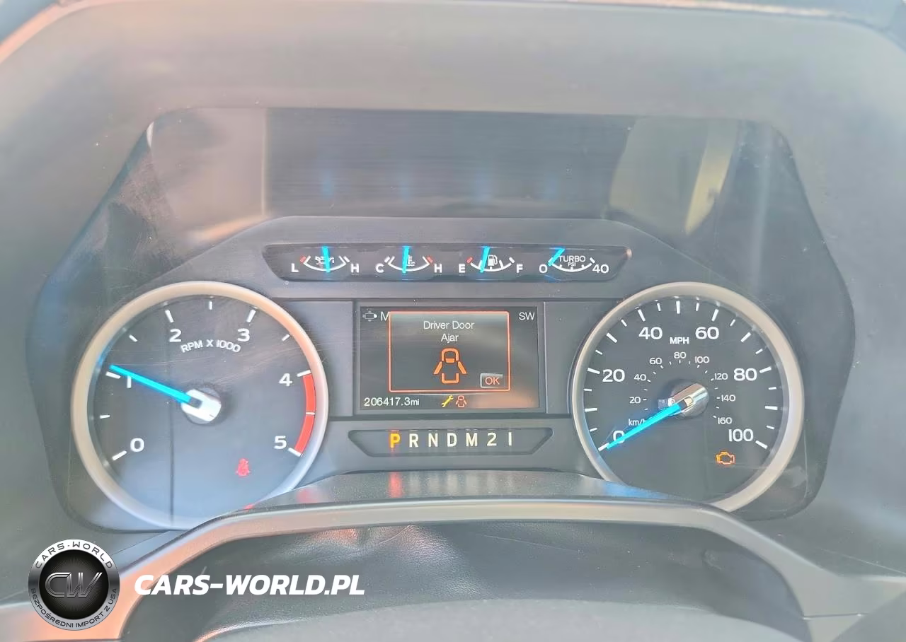 2017 Ford F550 Super Duty VIN:1FDUF5GT6HEC49264 - 9