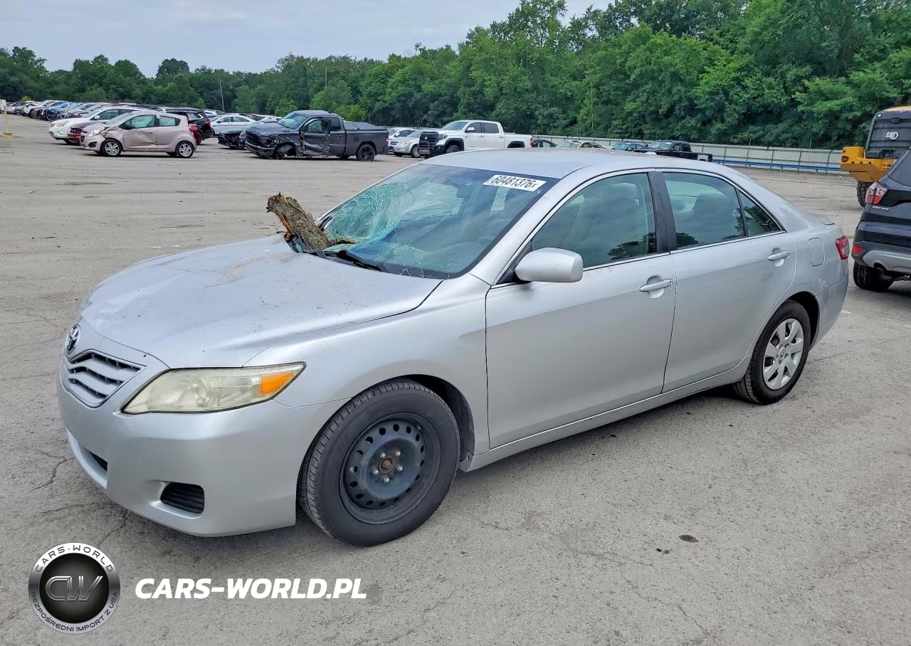 2011 Toyota Camry Base – zdjęcie 1 z 12