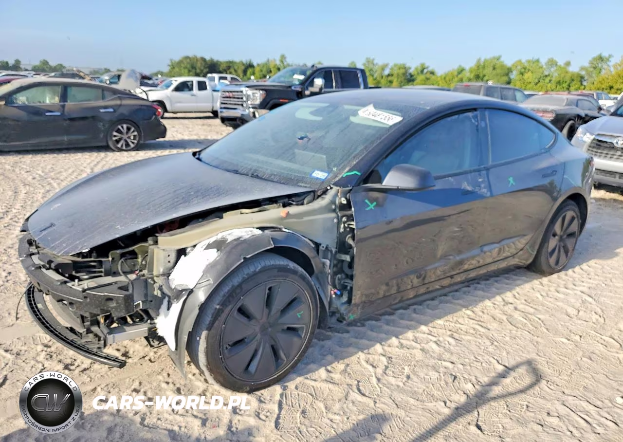 2026 Tesla Model 3 VIN:5YJ3E1EA6TF116153 - 1