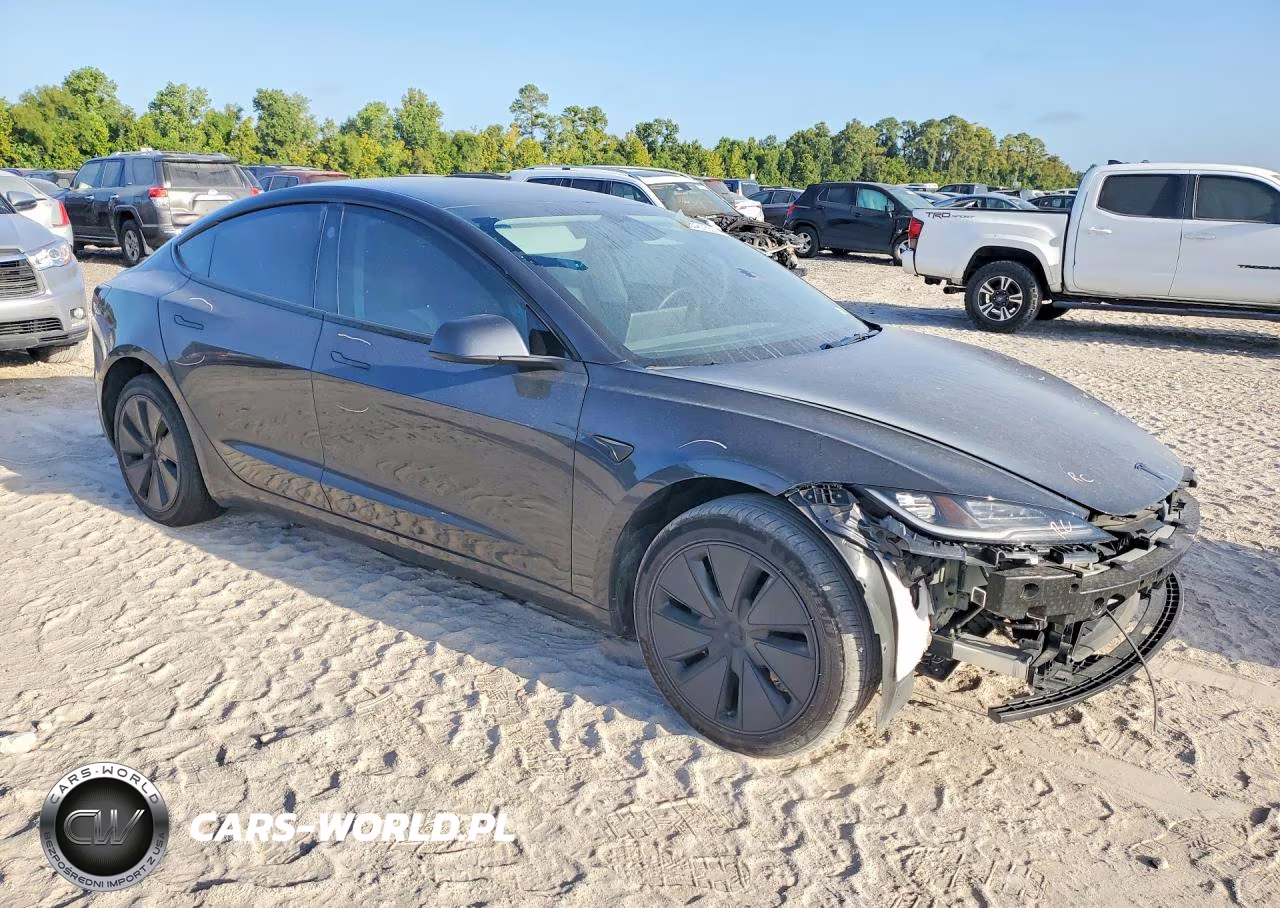 2026 Tesla Model 3 VIN:5YJ3E1EA6TF116153 - 4