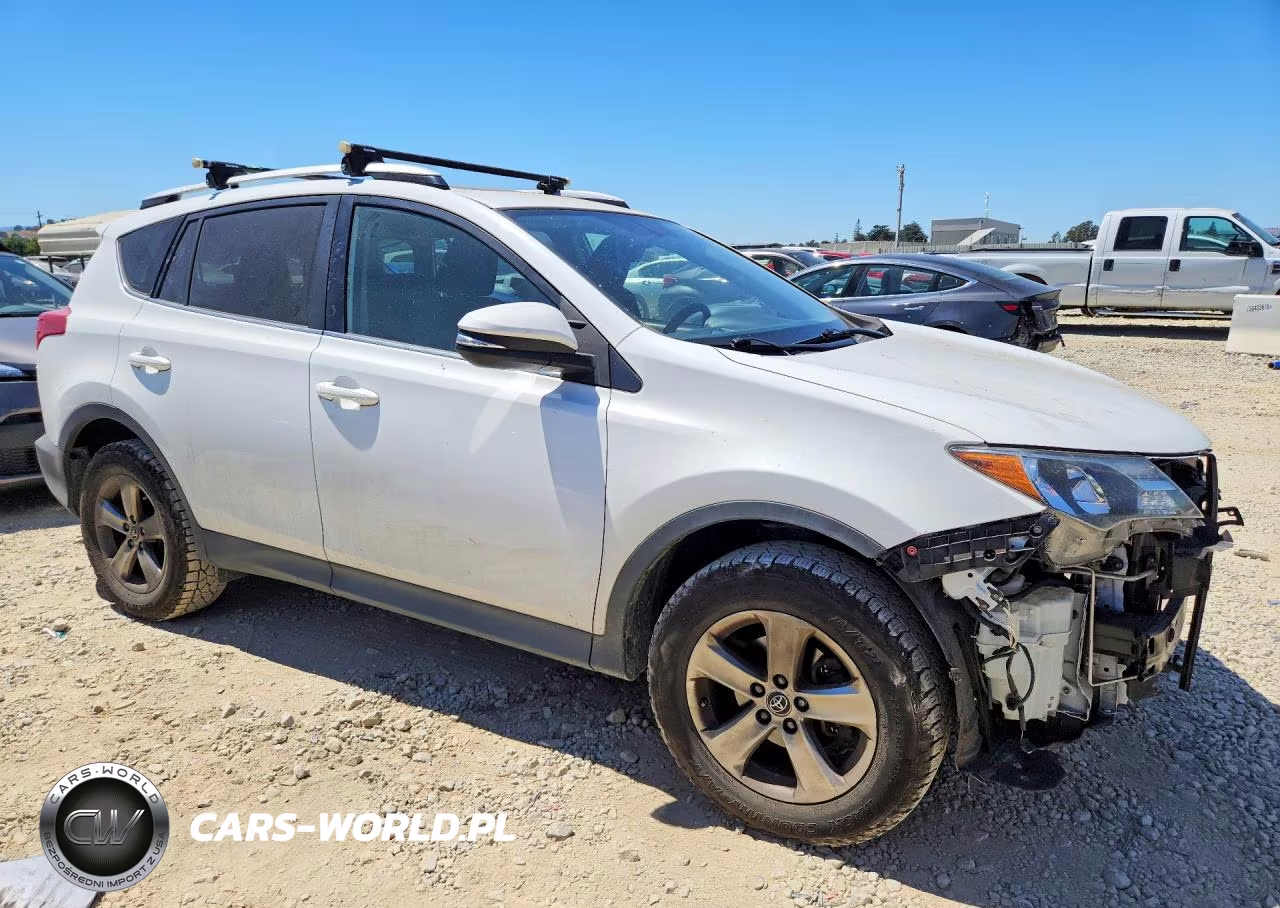 2015 Toyota Rav4 Xle VIN:JTMRFREV6FD109000 - 4