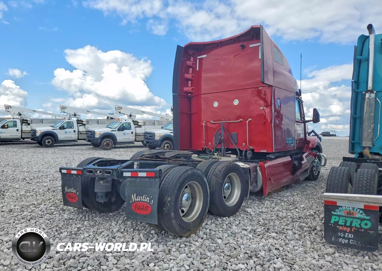 2025 Peterbilt 579 - Semi Truck VIN:1XPBD49X8SD678297 - 3