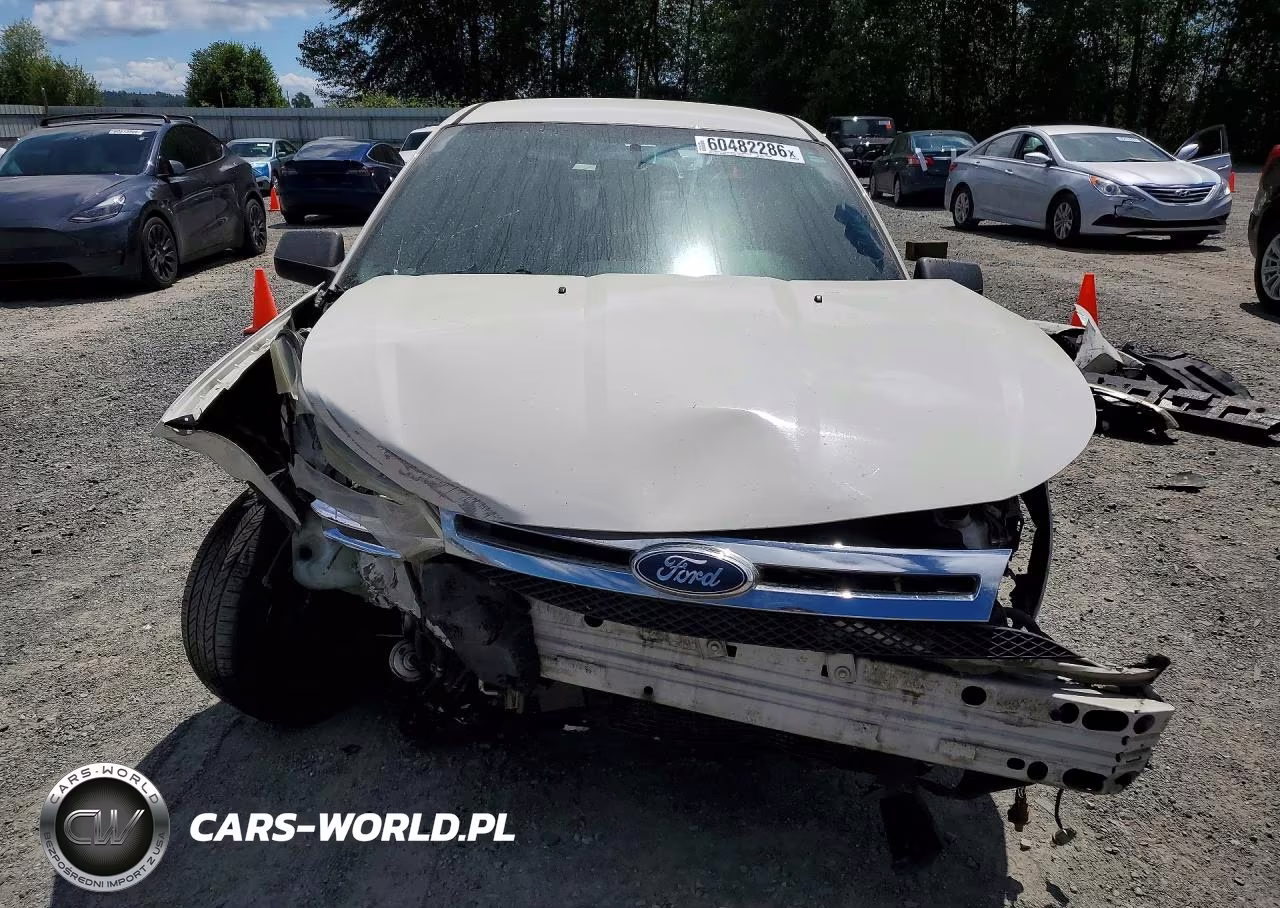 2011 Ford Focus Se VIN:1FAHP3FN2BW152810 - 5