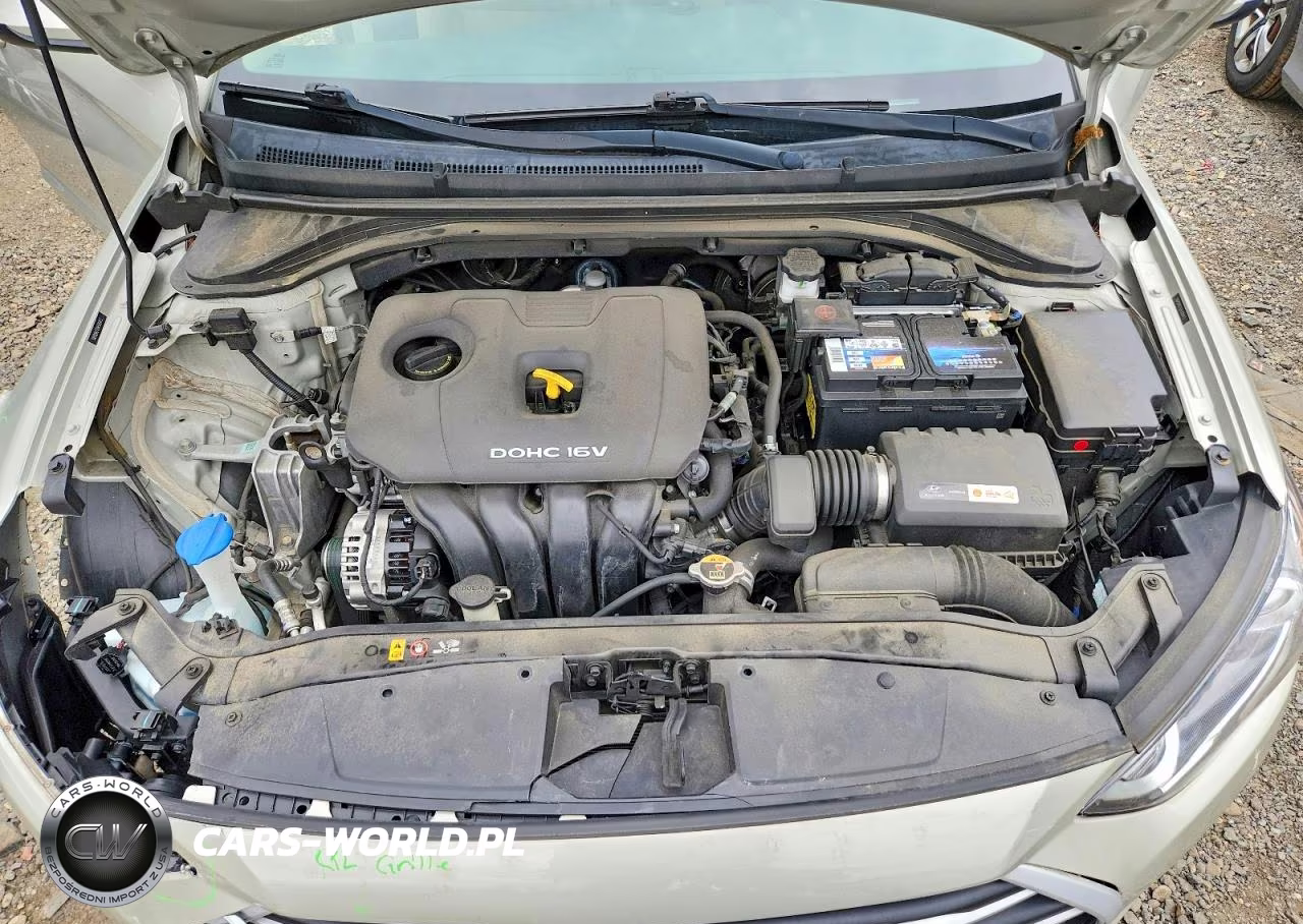 2018 Hyundai Elantra Value Edition VIN:5NPD84LF0JH306413 - 11