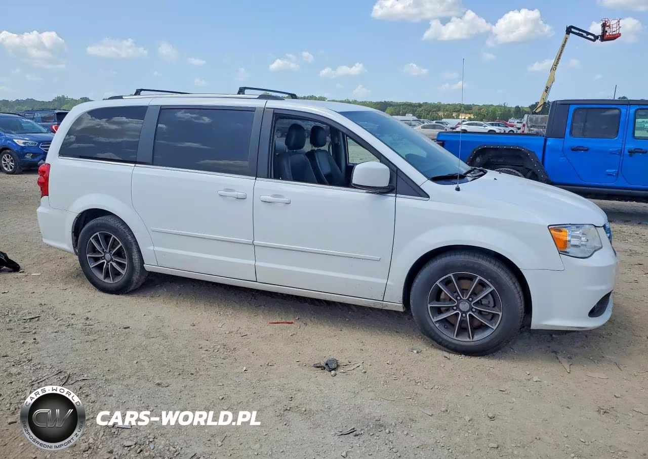 2017 Dodge Grand Caravan Sxt VIN:2C4RDGCGXHR842634 - 4