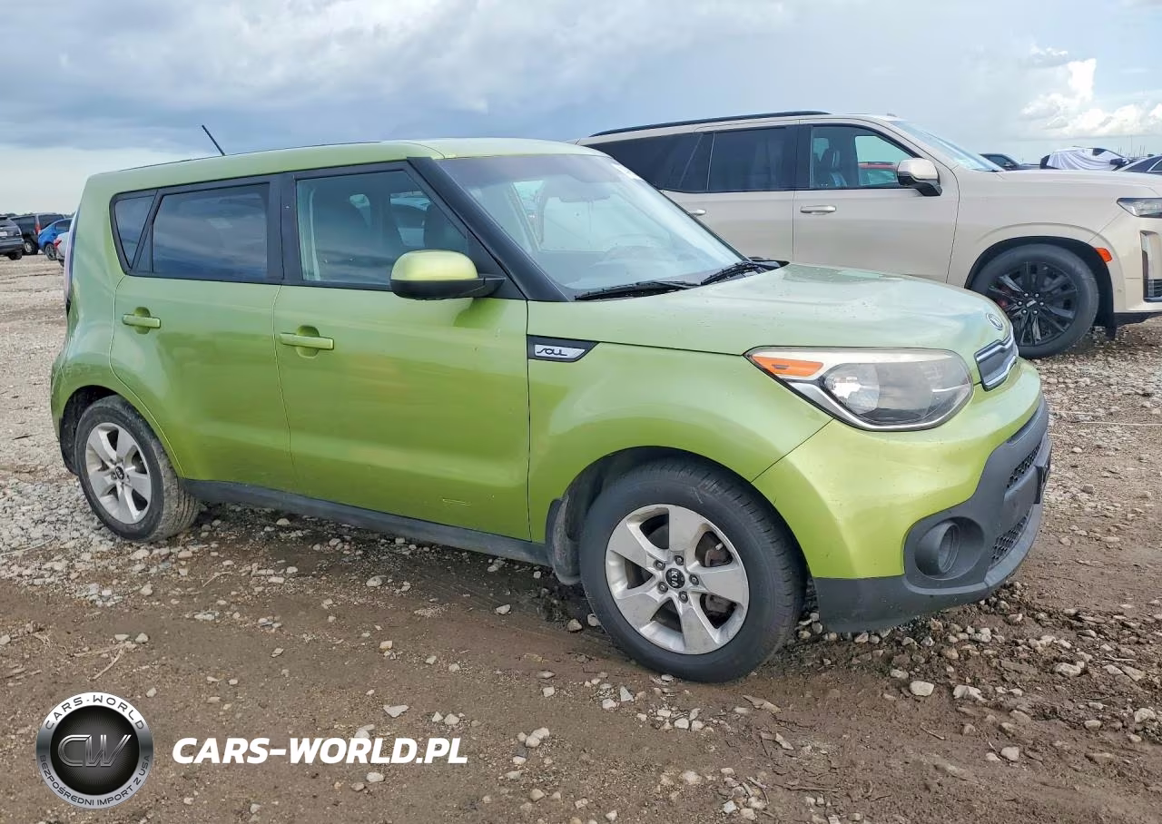 2018 Kia Soul Base VIN:KNDJN2A25J7892627 - 4