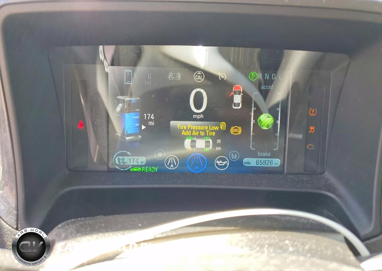 2015 Chevrolet Volt VIN:1G1RD6E49FU141895 - 9