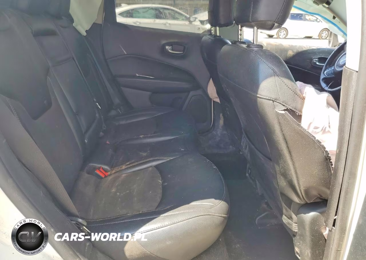 2019 Jeep Compass Latitude VIN:3C4NJDBB5KT839060 - 11