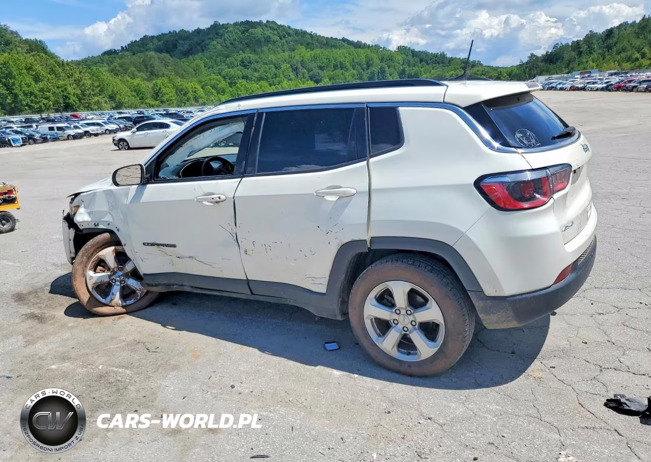 2019 Jeep Compass Latitude VIN:3C4NJDBB5KT839060 - 2