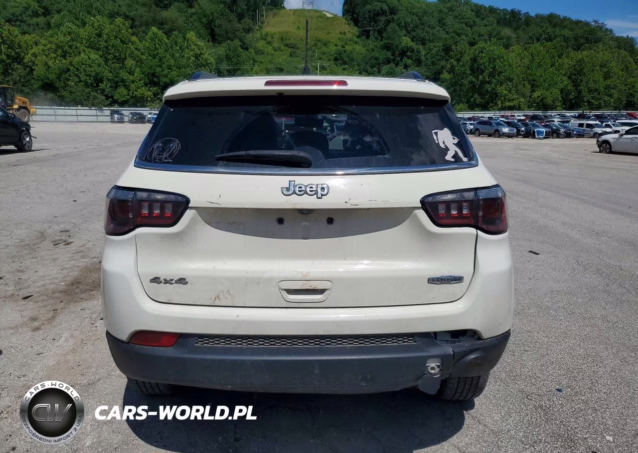 2019 Jeep Compass Latitude VIN:3C4NJDBB5KT839060 - 6