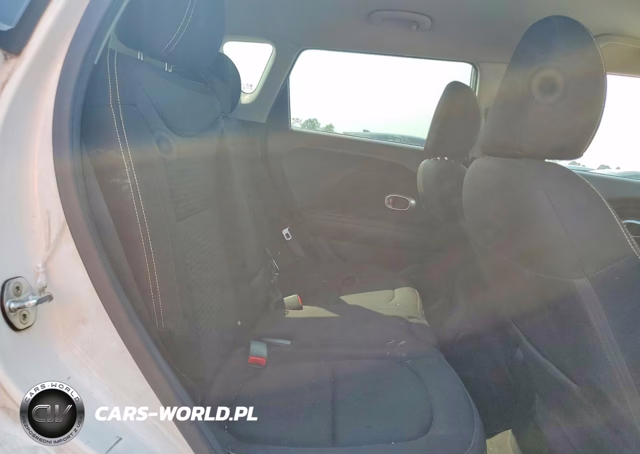 2015 Kia Soul + VIN:KNDJP3A50F7178907 - 10