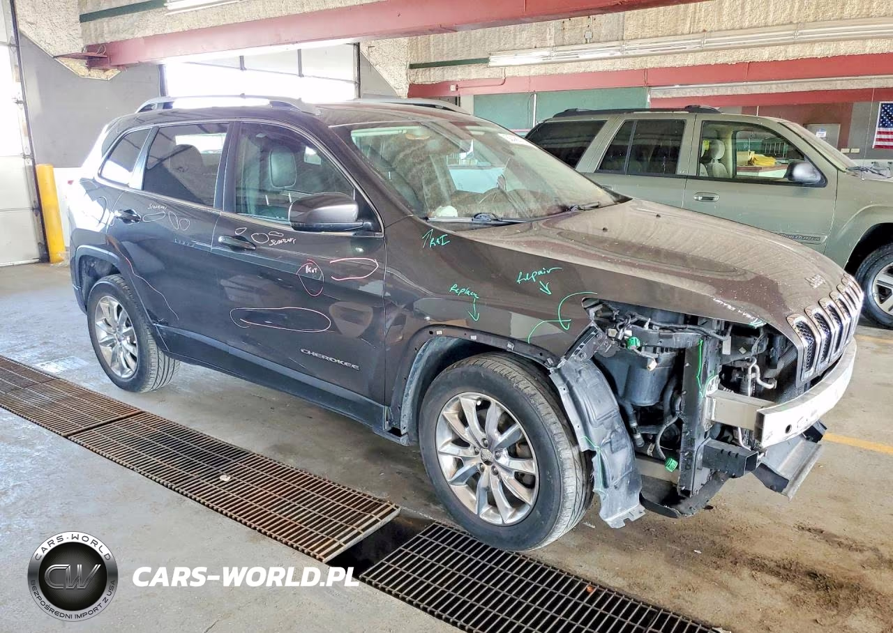 2016 Jeep Cherokee Limited VIN:1C4PJMDSXGW254742 - 4
