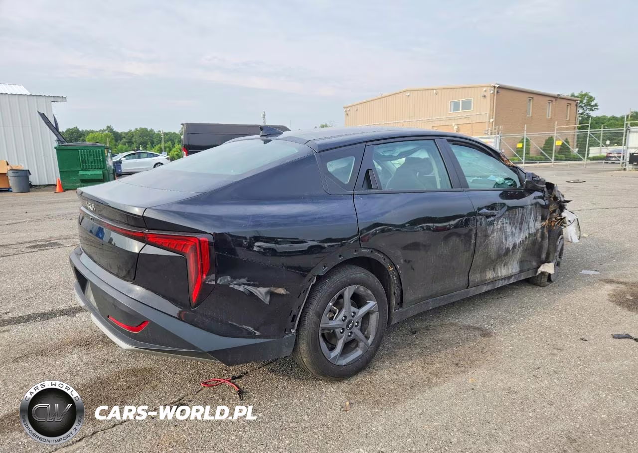 2025 Kia K4 Lxs VIN:3KPFT4DE7SE141687 - 3