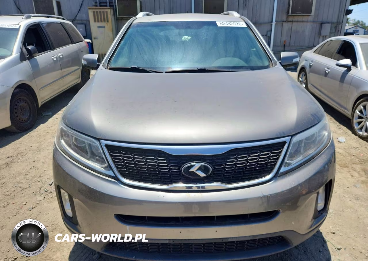 2014 Kia Sorento Lx VIN:5XYKT4A62EG543295 - 5