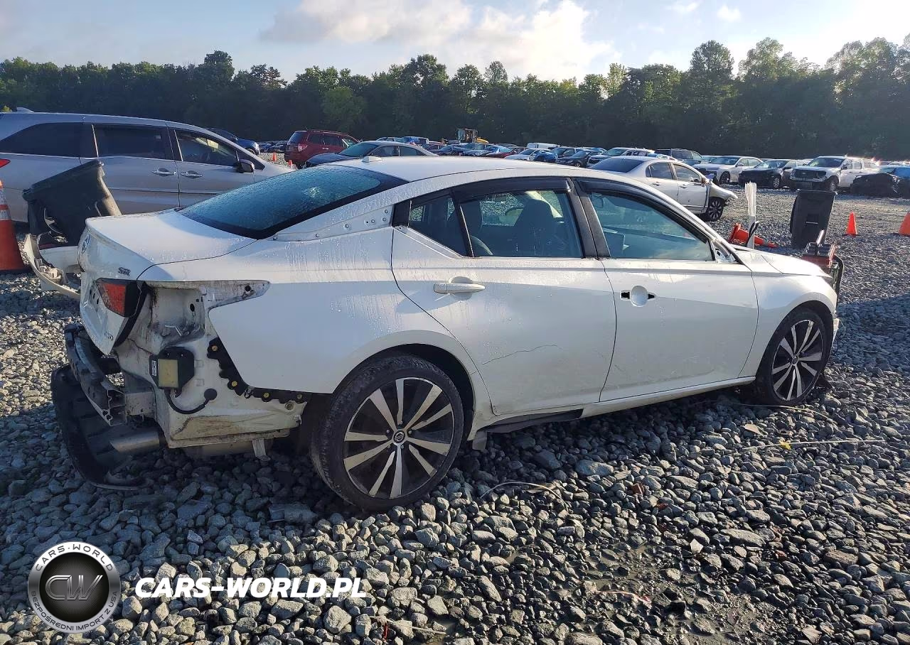2020 Nissan Altima Sr VIN:1N4BL4CW5LC147575 - 3