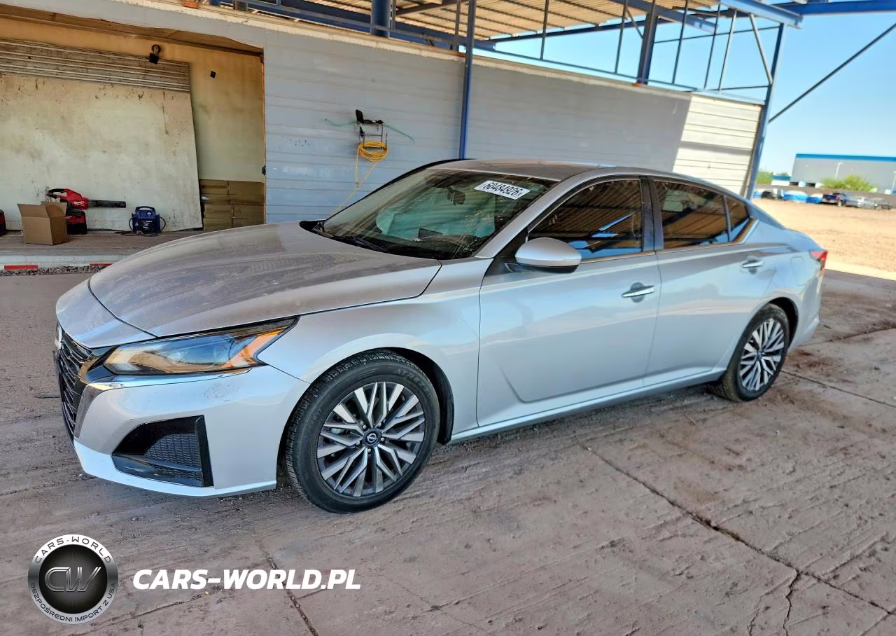 2023 Nissan Altima Sv – zdjęcie 1 z 12