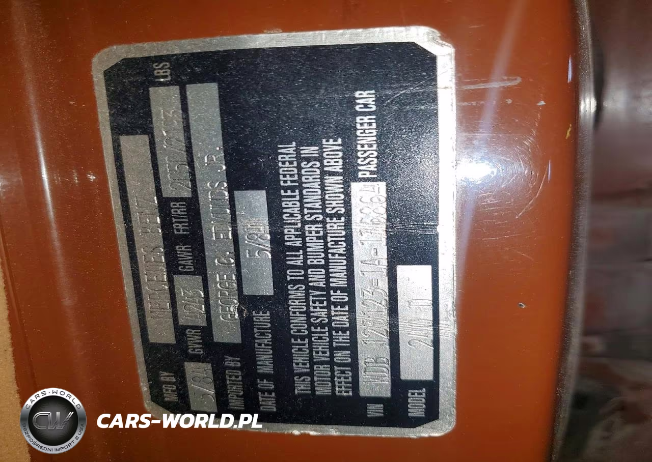 1984 Mercedes-Bez 240D VIN:WDB1231231A136864 - 12