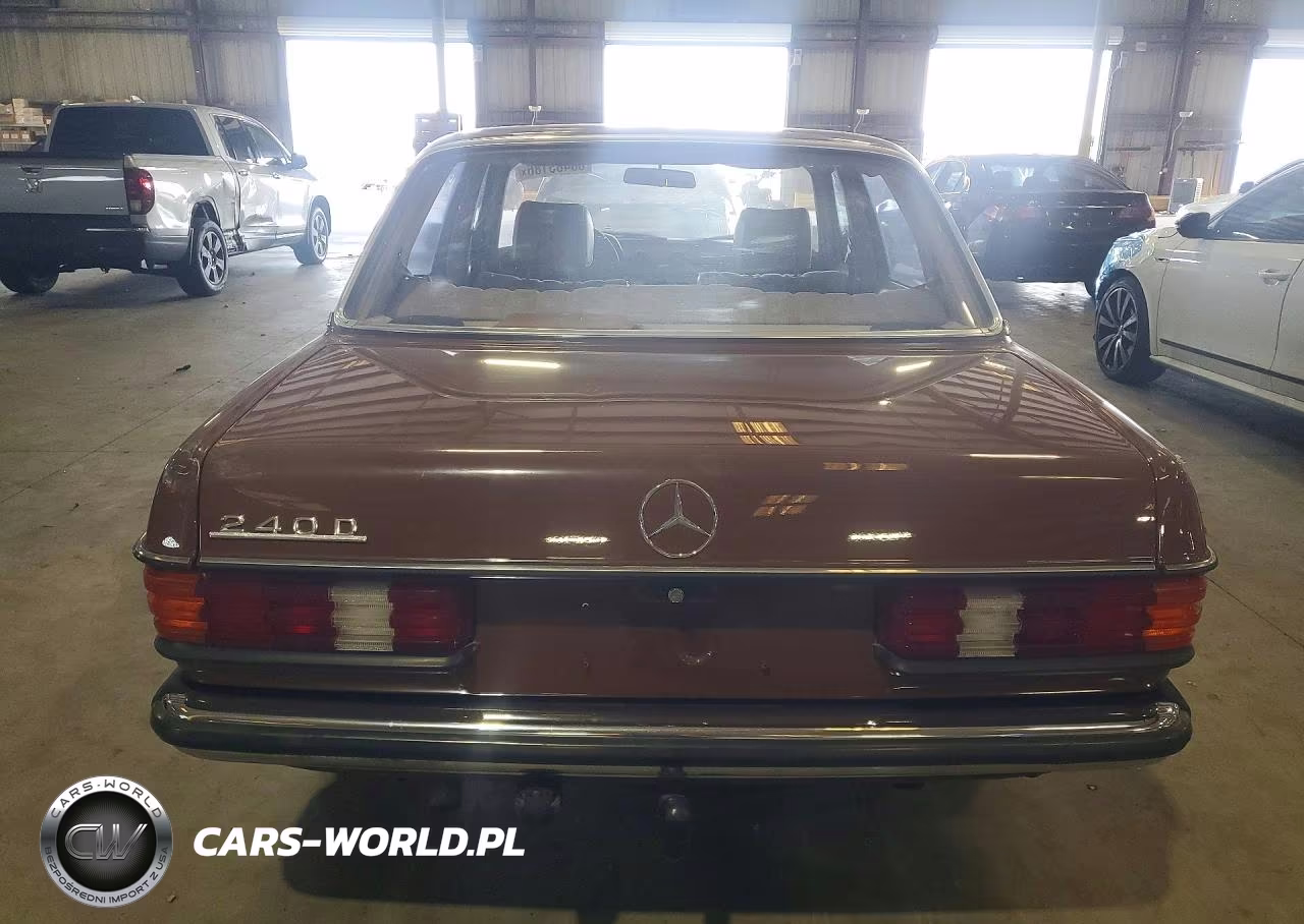 1984 Mercedes-Bez 240D VIN:WDB1231231A136864 - 6