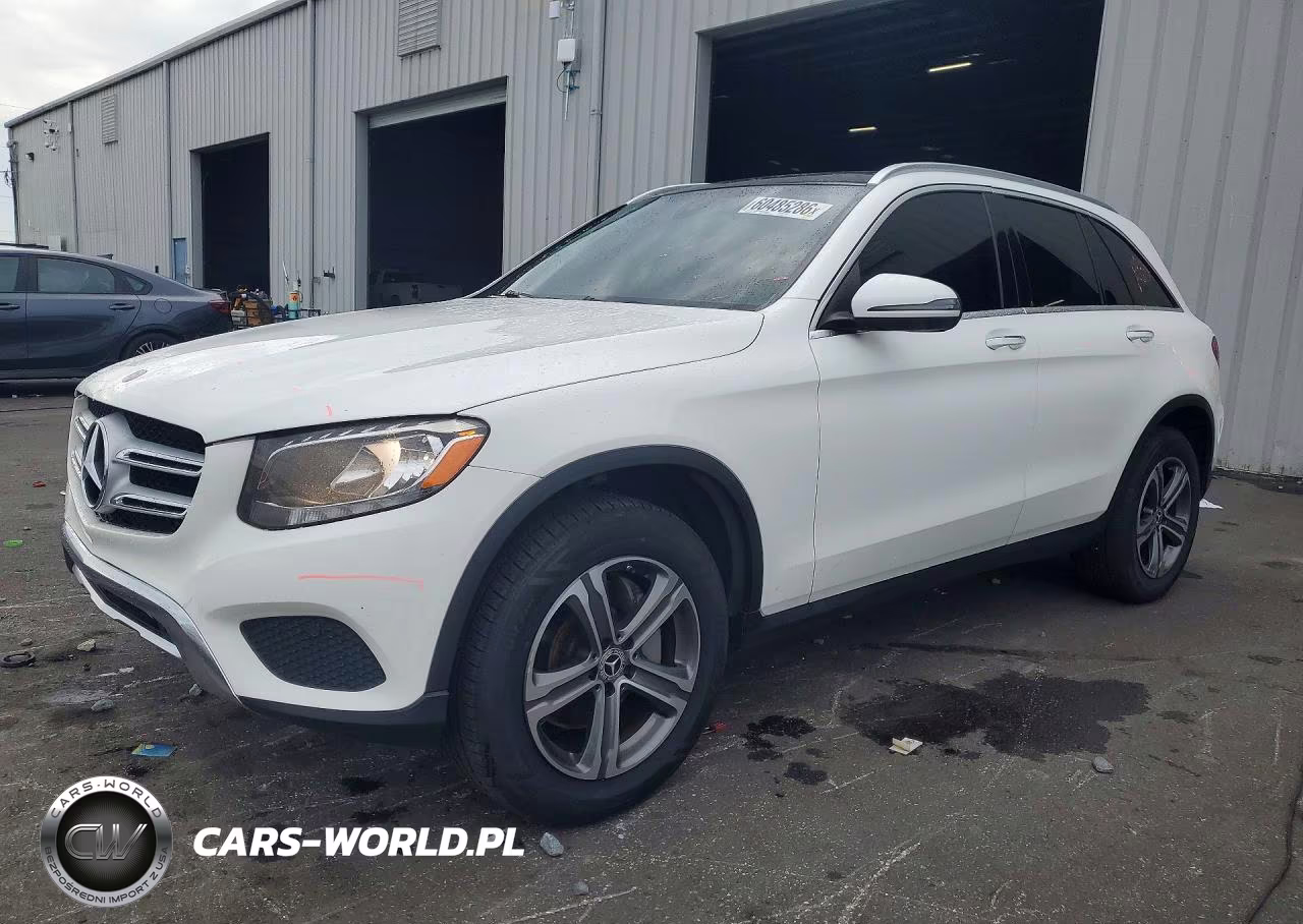2018 Mercedes-Benz Glc 300 – zdjęcie 1 z 12