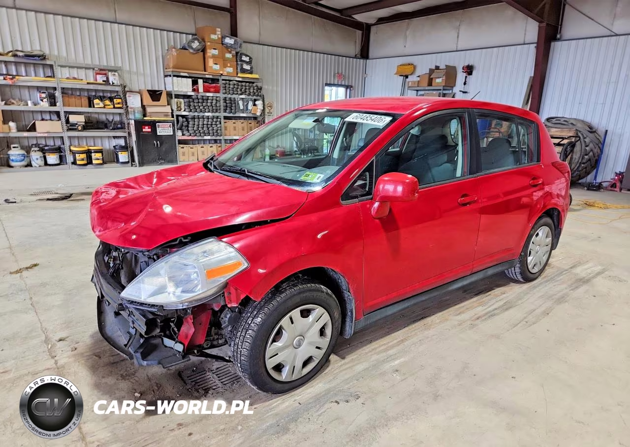 2010 Nissan Versa 1.8 S