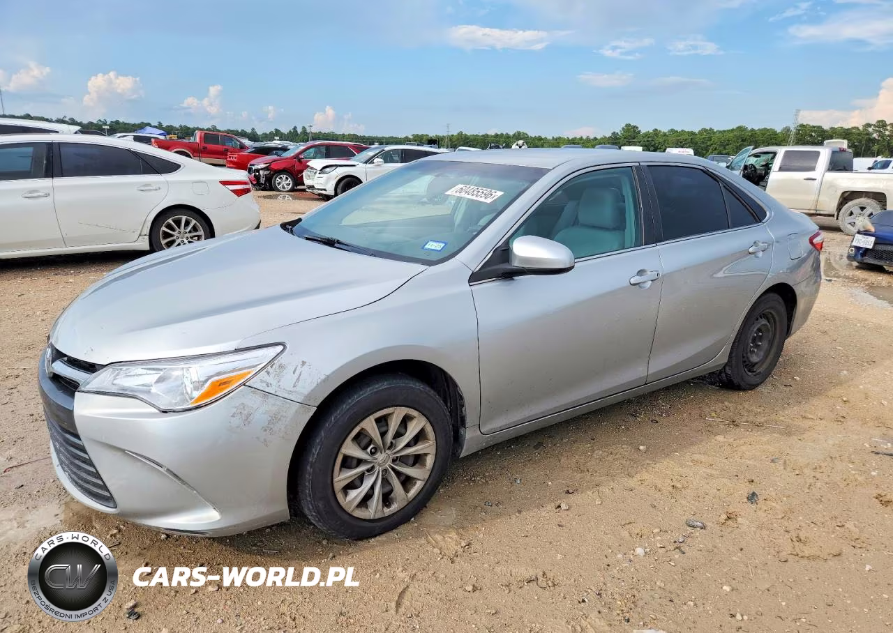 2016 Toyota Camry Le